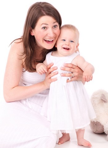 mother-and-baby-smiling