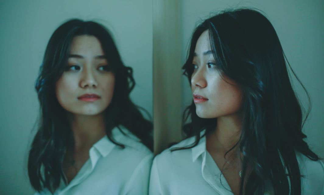 Why Are People Afraid Of Looking At The Mirrors