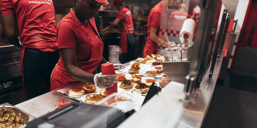 people working in a fast-food restaurant