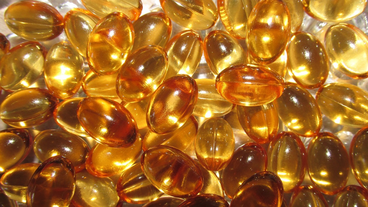 Vitamin E supplement capsules 